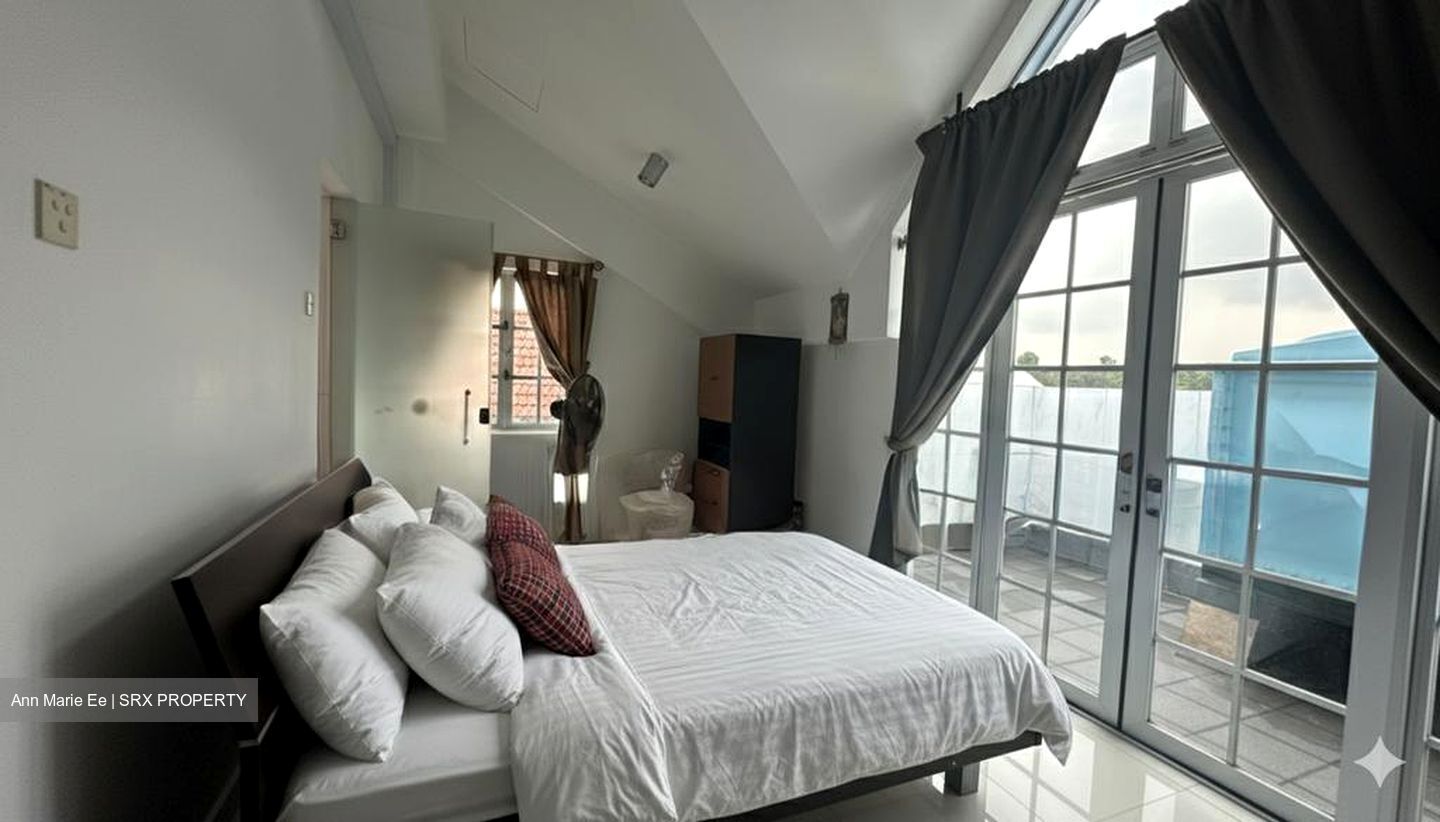 Sembawang Hills Estate (D20), Semi-Detached #529748351